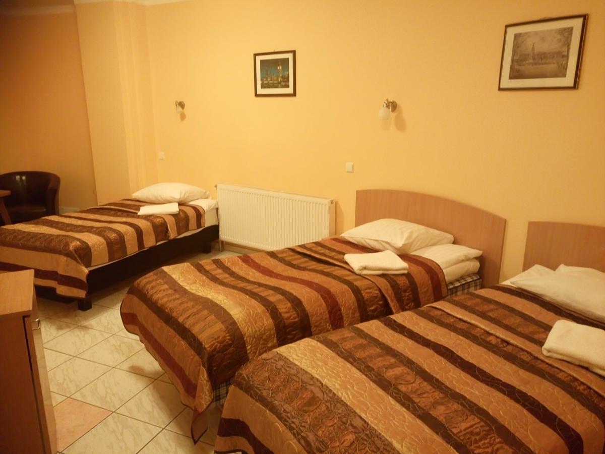 Vaivorykste Hotel Siauliai  Exterior photo